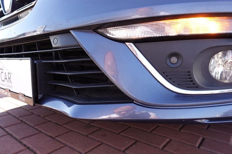 Renault Mégane 1,2TCe M/T - fotka 28 z 30