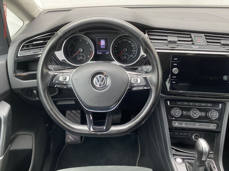 Volkswagen Touran (2020) 2.0TDi, 2.maj,ČR, DSG, navi - fotka 11 z 19