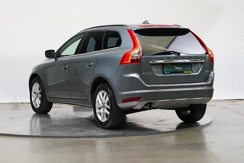 Volvo XC60 - fotka 7 z 29