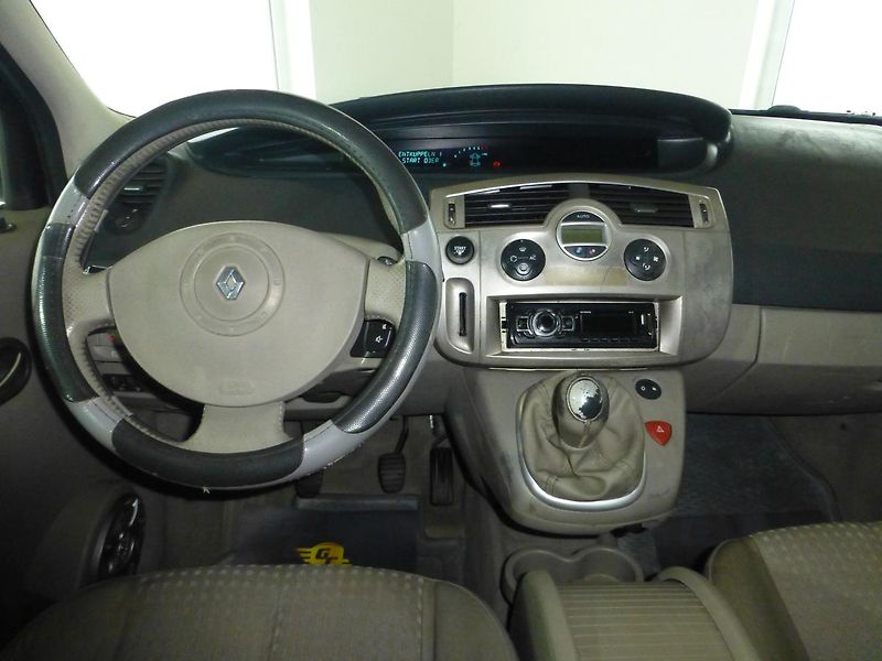 Renault Scénic (2003) 1,6 16V-83KW**DIGI**ALU**TAŽNÉ - fotka 18 z 27
