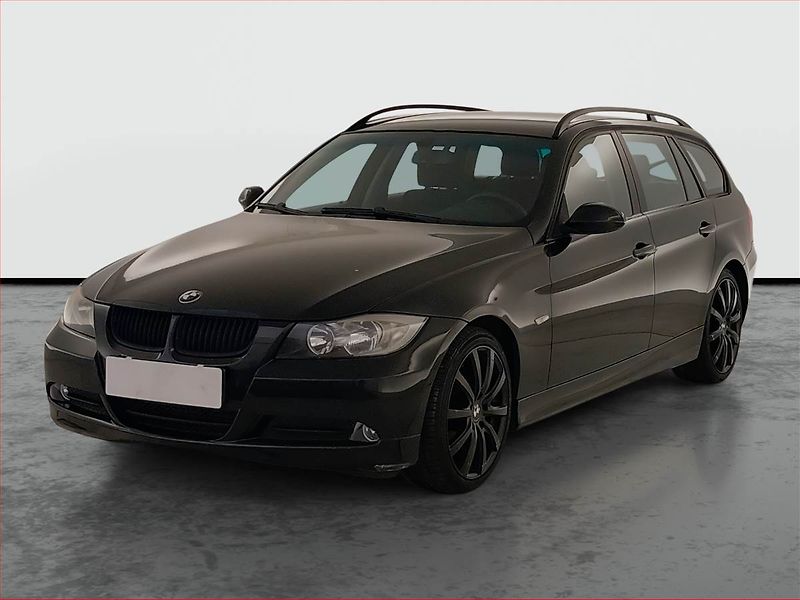 BMW Řada 3 (2008) 320 d, Serv.kniha, nová STK - fotka 2 z 21