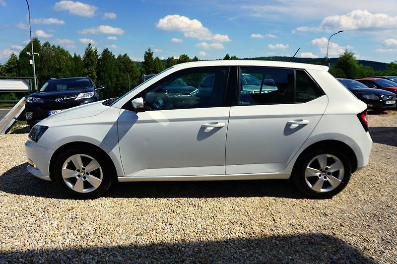 Škoda Fabia (2015) AMBITION 1,2 TSI 66 kW - fotka 8 z 35