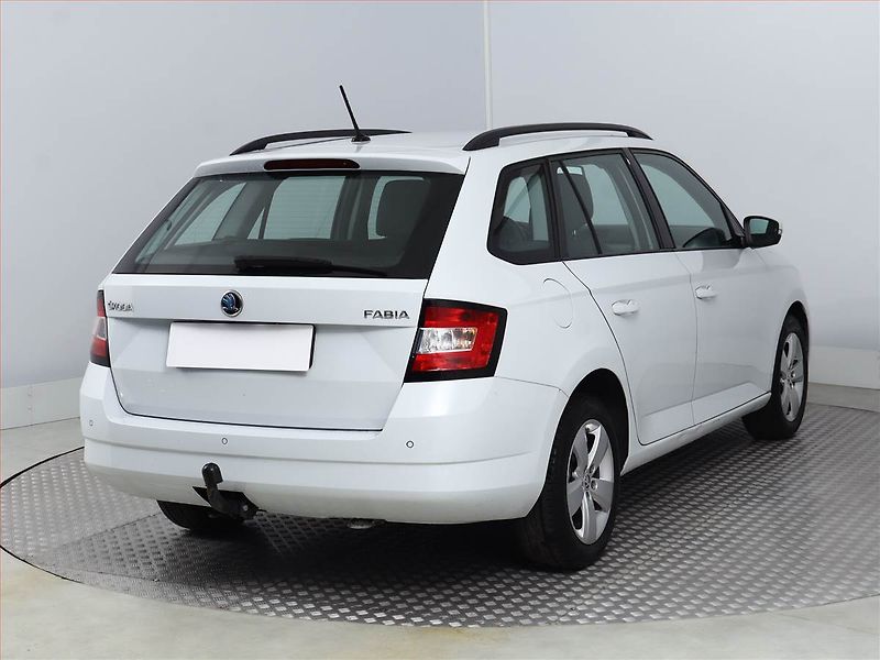 Škoda Fabia (2018) Ambition 1.0 TSI - fotka 5 z 13