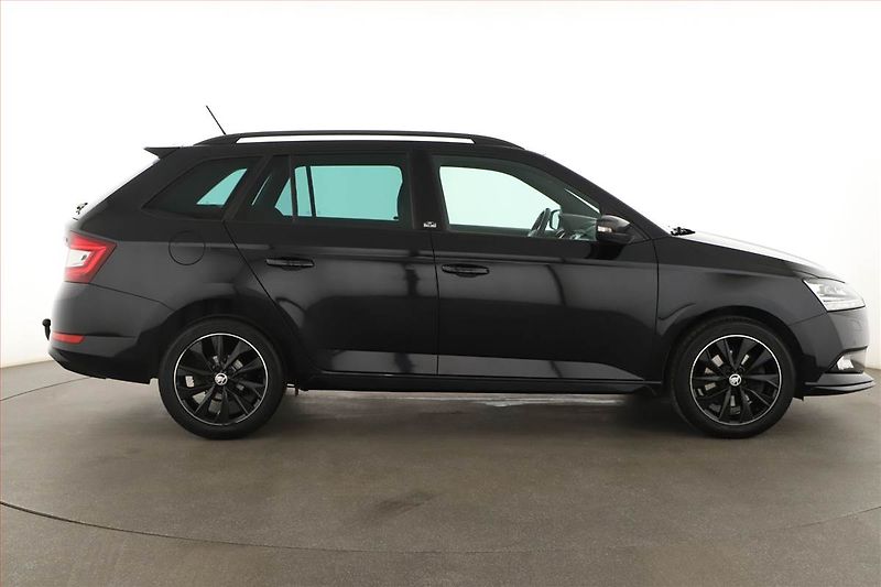 Škoda Fabia (2019) Monte Carlo 1.0 TSI - fotka 6 z 17