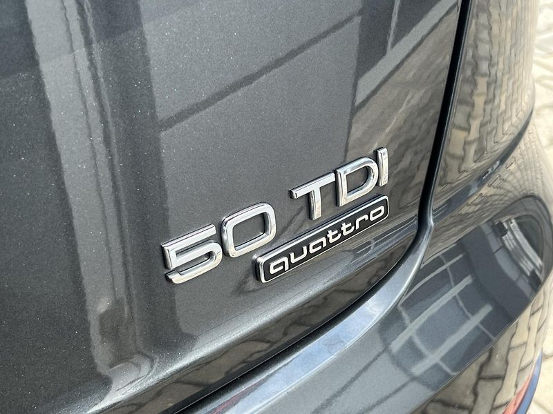 Audi Q8 (2020) 3.0TDI, quattro, S line - fotka 9 z 37