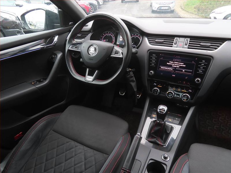 Škoda Octavia (2017) RS 2.0 TDI, Serv.kniha, Navi - fotka 7 z 18