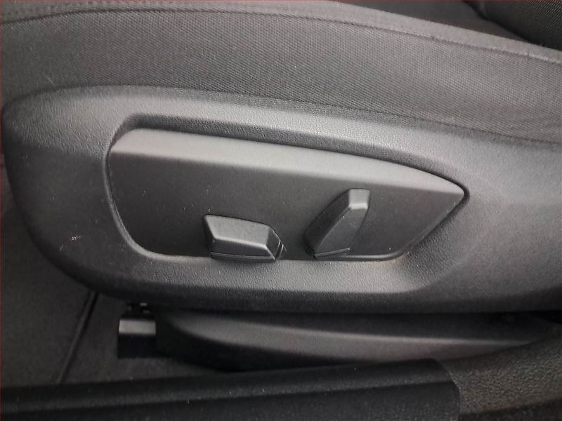 BMW Řada 5 (2014) 525d xDrive, 4X4, Automat - fotka 18 z 24