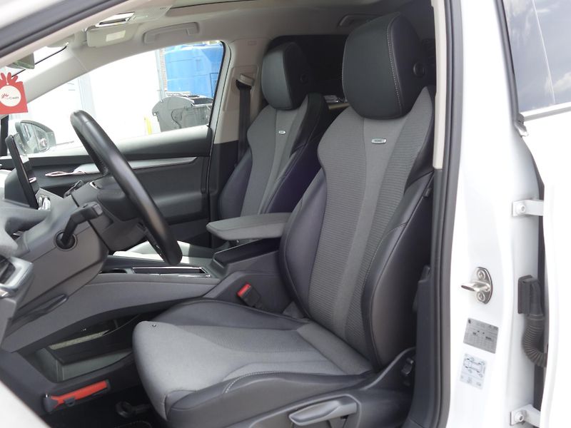 Škoda Enyaq (2021) iV60 Sport Line, SoH 91,8%,DPH - fotka 9 z 28