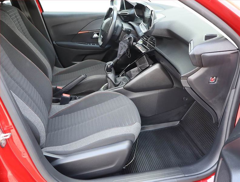 Peugeot 208 (2020) Active 1.2 PureTech - fotka 8 z 14