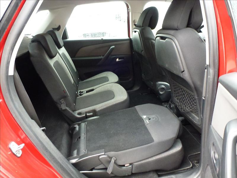 Citroën C4 Picasso 1,2 PureTech 110 MAN  SpaceTou - fotka 27 z 51