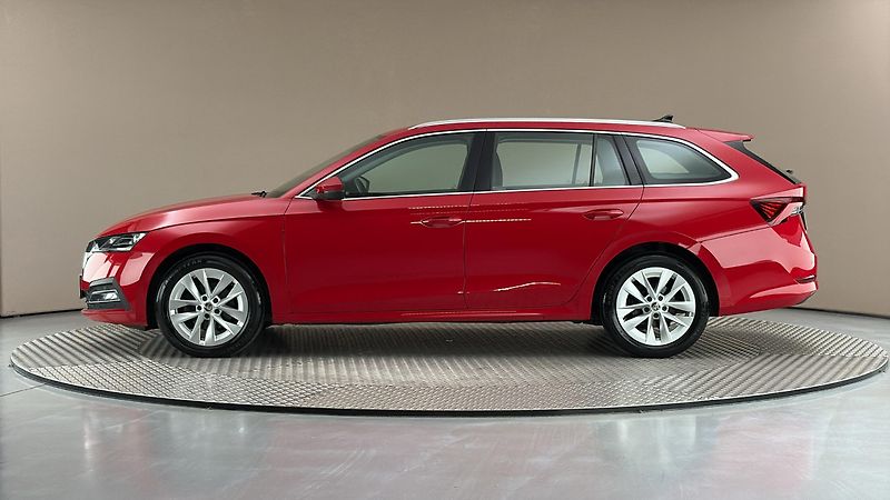 Škoda Octavia 2.0 TDI DSG Style Combi - fotka 4 z 25