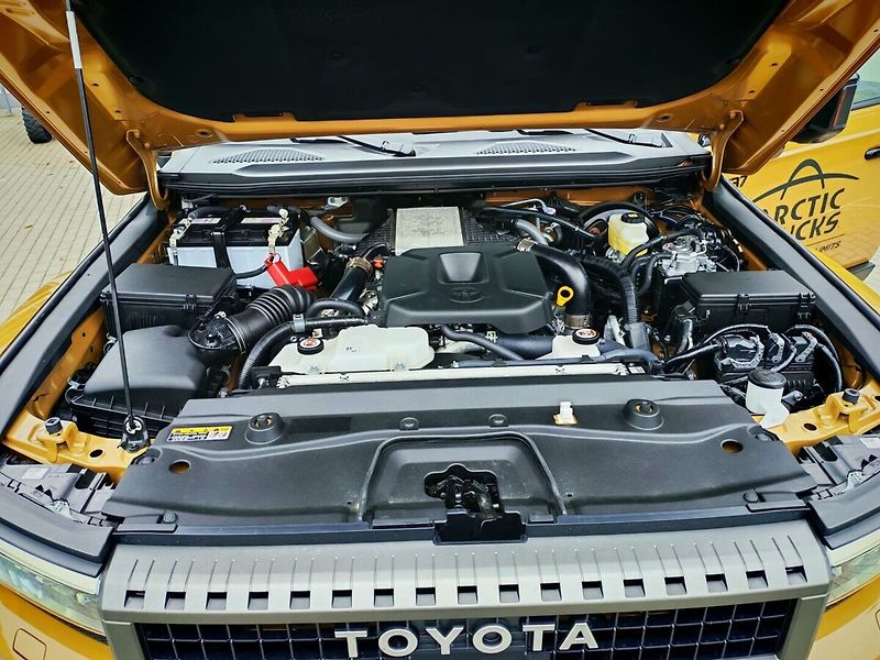 Toyota Land Cruiser Arctic Trucks AT 37 - fotka 7 z 17