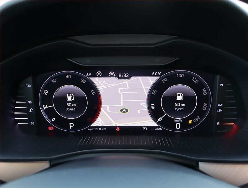 Škoda Scala (2019) 1.0 TSI, Automat, Navi - fotka 11 z 22