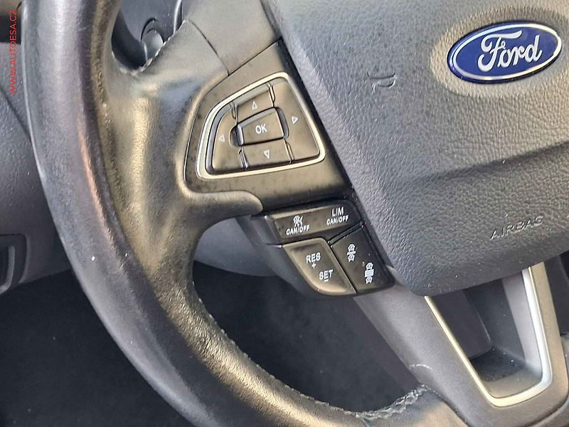 Ford Focus (2018) 2.0 TDCi, Titanium, AT - fotka 13 z 20