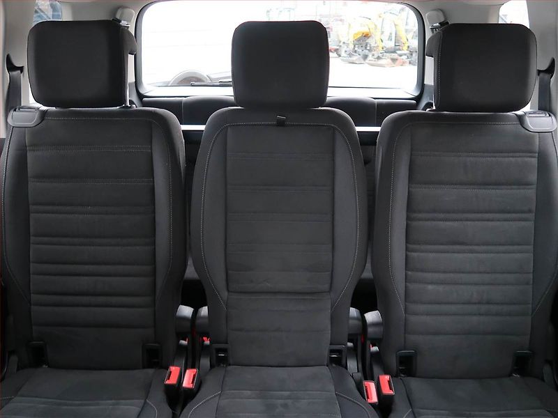 Volkswagen Touran (2018) Highline 2.0 TDI - fotka 10 z 25