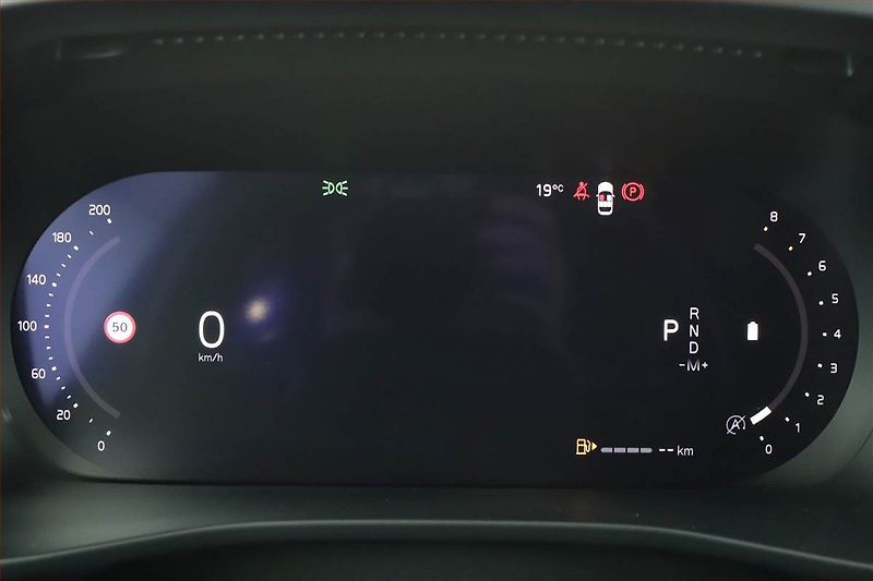Volvo XC40 (2023) B3, ČR, DPH - fotka 8 z 18