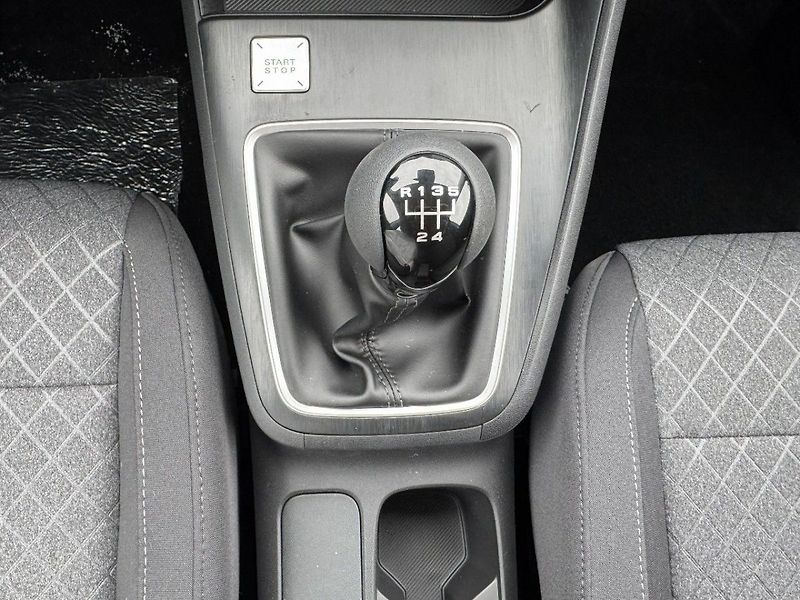 MG ZS 1.5 MT EXCITE - fotka 7 z 10