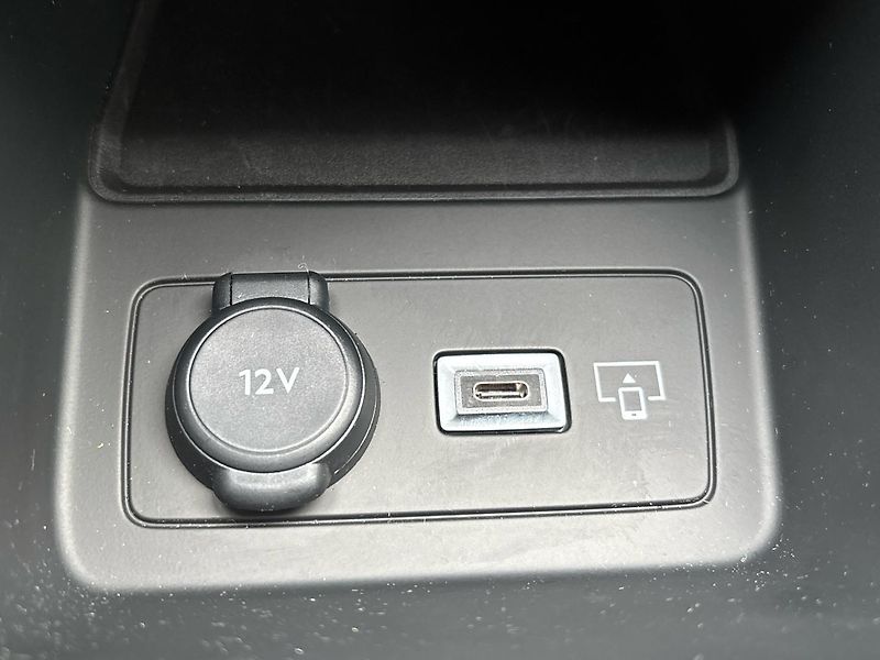 Peugeot 308 (2025) SW STYLE Hybrid e-DCS6 - fotka 35 z 43