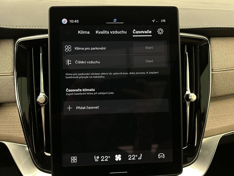 Volvo XC90 2.0 T8 AWD 4x4 ULTRA DARK - fotka 21 z 33