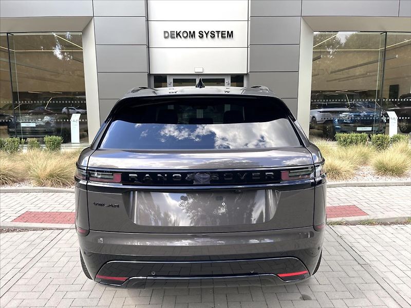 Land Rover Range Rover Velar (2026) 3,0 Belgravia Edition D300 AWD - fotka 7 z 19