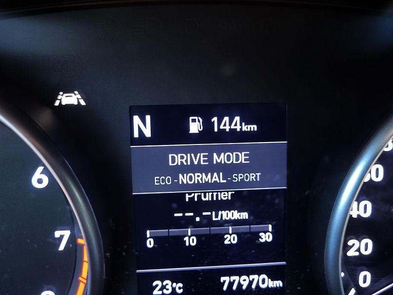 Hyundai i30 1.5 T-GDI 118kW SMART SW *ČR - fotka 28 z 48