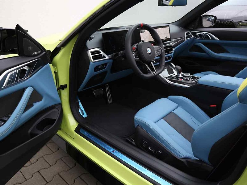 BMW M4 - fotka 9 z 10