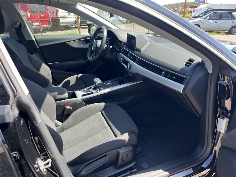 Audi A5 2.0 SPORTBACK 40 TDi 4x4 S-TRO - fotka 10 z 56