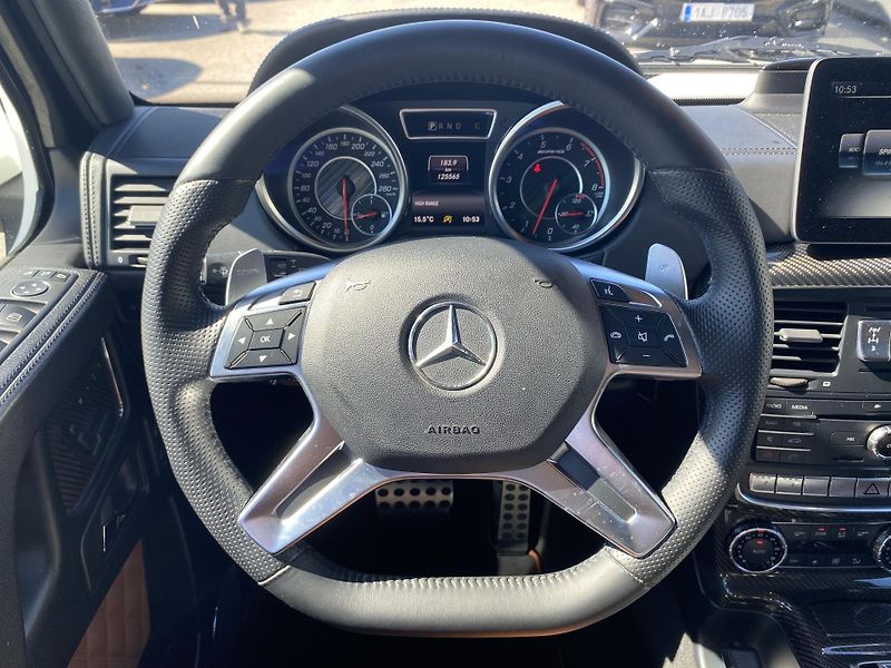 Mercedes-Benz Třídy G G 63 AMG - fotka 12 z 27