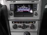 Volkswagen Golf (2015) 1.4 TSI, Tempomat - náhled 12