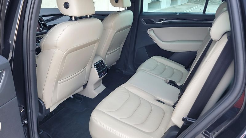 Škoda Kodiaq 2,0 TDI 4x4 DSG 7.MÍST - fotka 17 z 31