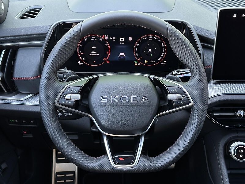 Škoda Kodiaq RS DSG 4x4 265PS Matrix-LED He - fotka 22 z 54