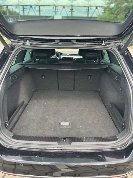 Volkswagen Passat (2019) Variant - fotka 12 z 16