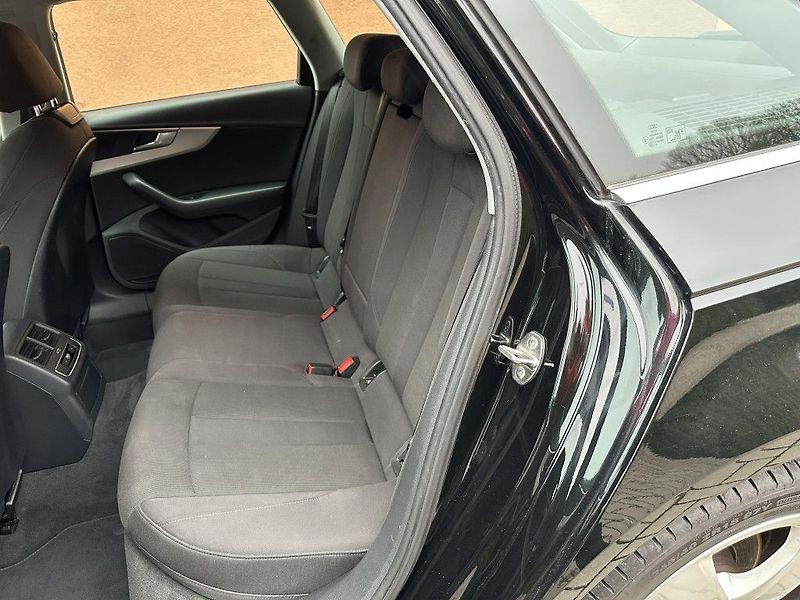 Audi A4 2.0 TDi 140kW Quattro 4x4 - fotka 20 z 26