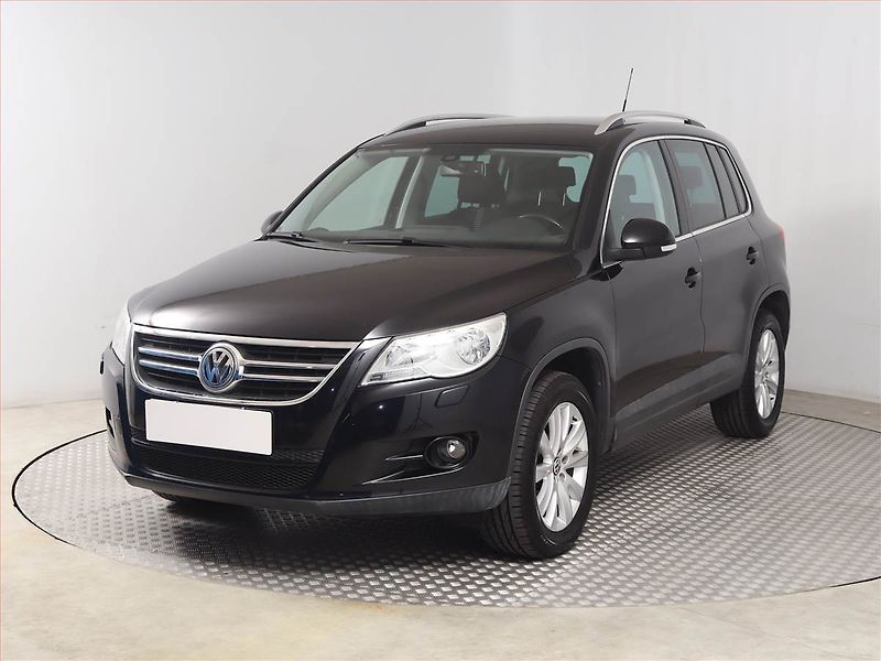 Volkswagen Tiguan (2010) 1.4 TSI, Navi, Tempomat - fotka 2 z 17
