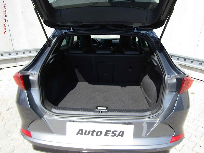 Cupra Formentor (2022) 1.5 TSi, 2.maj,ČR, AT, navi - fotka 7 z 20