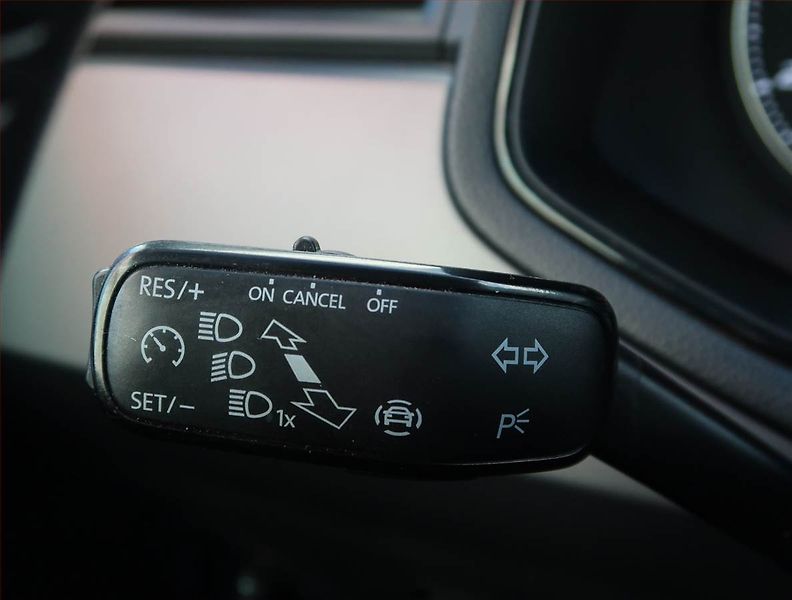 Seat Ibiza (2021) 1.0 TSI, Navi, Tempomat - fotka 18 z 21