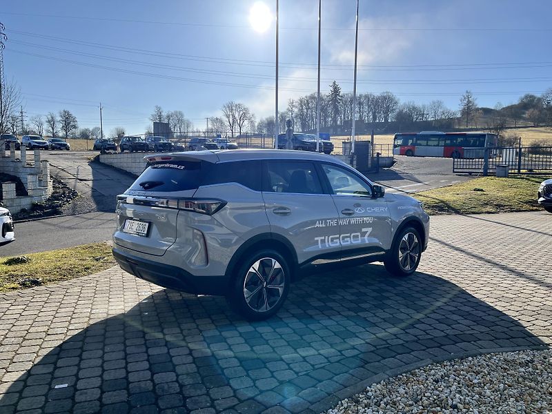 Chery Tiggo 7 (2026) 1,6 UNIQUE 4x4 Demo vůz - fotka 6 z 39