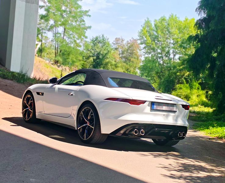 Jaguar F-Type (2020) Jaguar F-Type P450 MY21 1.maj. - fotka 2 z 23