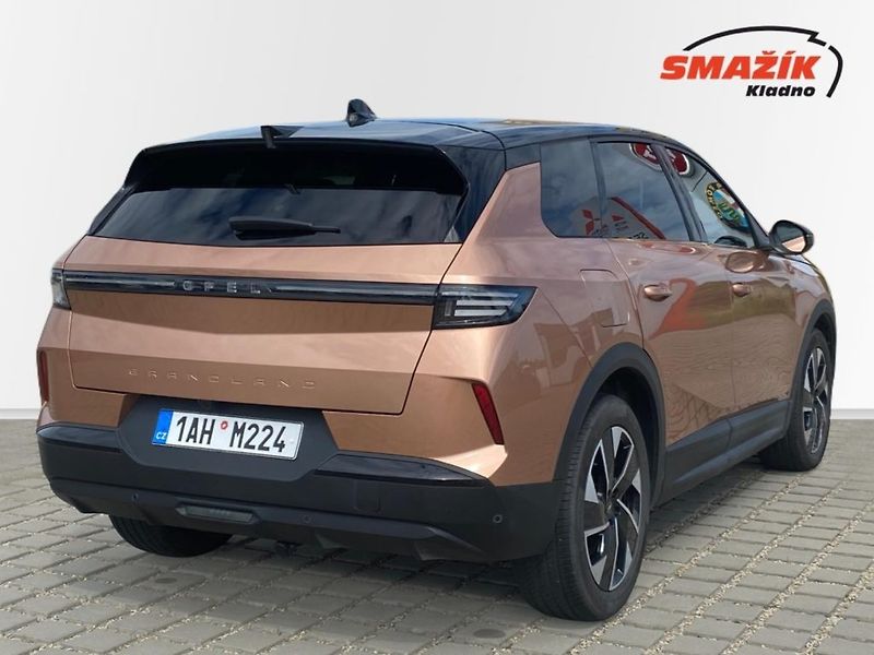 Opel Grandland (2025) GS Hybrid 1,2 Turbo (100kW) - fotka 5 z 37