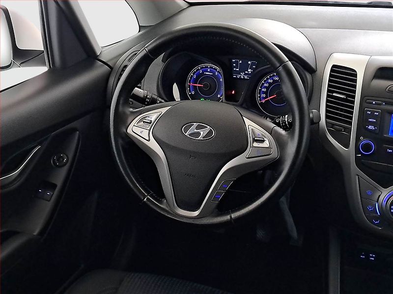 Hyundai ix20 (2018) 1.4 CVVT, ČR,1.maj - fotka 14 z 15