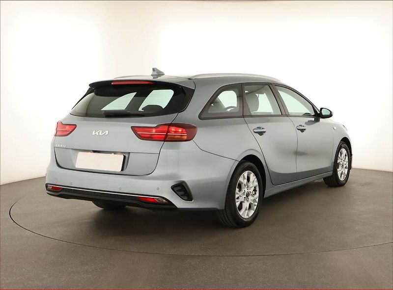 Kia Ceed (2023) Spin 1.0 T-GDI, SPIN, DPH - fotka 5 z 13