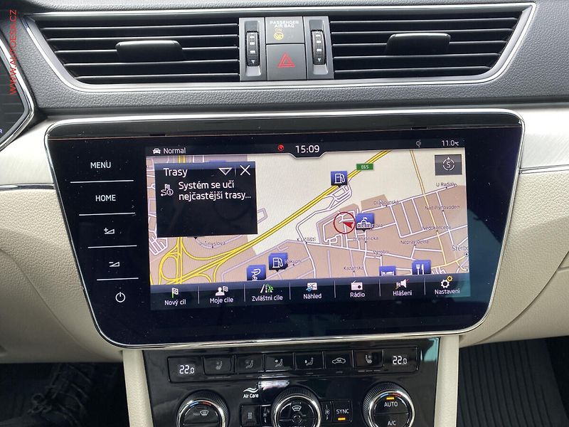 Škoda Superb (2019) 2.0 TSi 4x4, ČR, L&K, DSG - fotka 19 z 20