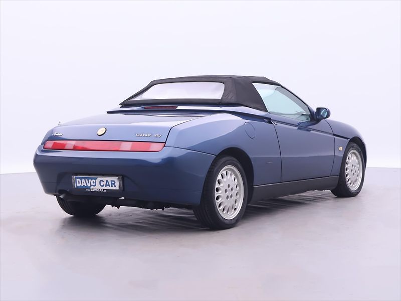 Alfa Romeo Spider 2,0 TS 16V 110kW Klima Kůže - fotka 7 z 27