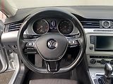 Volkswagen Passat (2016) 1.6 TDi, DSG, navi, AC - náhled 11