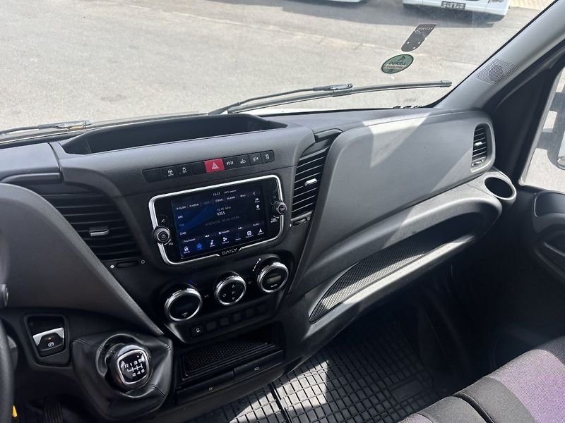 Iveco Daily 35S18 EURO 6 - fotka 13 z 15