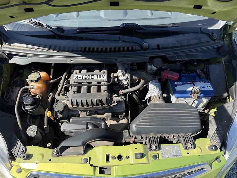 Chevrolet Spark 1.0 16V - fotka 13 z 13