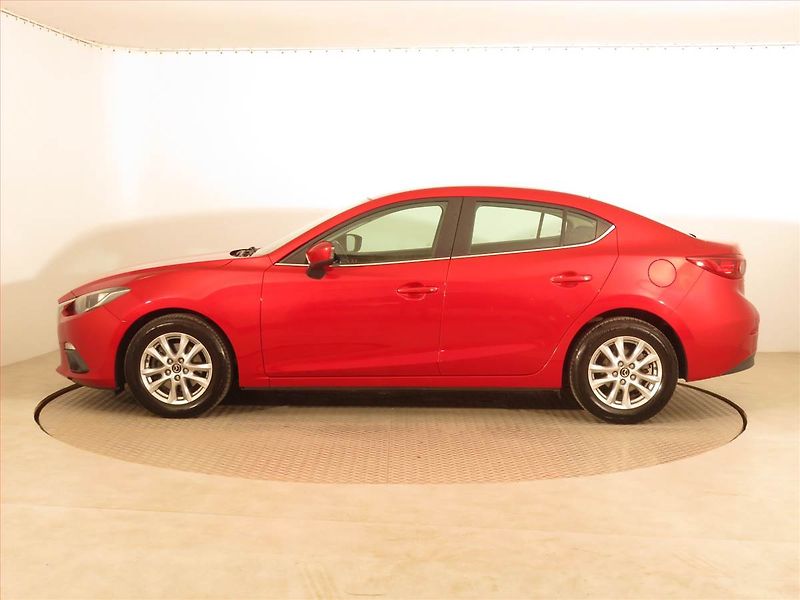 Mazda 3 (2016) 2.0 Skyactiv-G, Serv.kniha - fotka 3 z 15