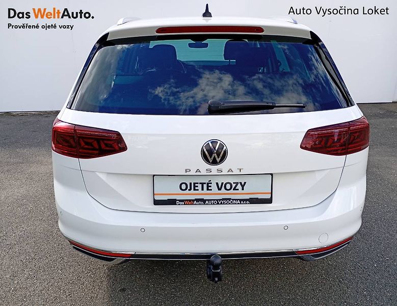 Volkswagen Passat (2021) 2.0 TDI DSG Elegance tažné MAT - fotka 31 z 34
