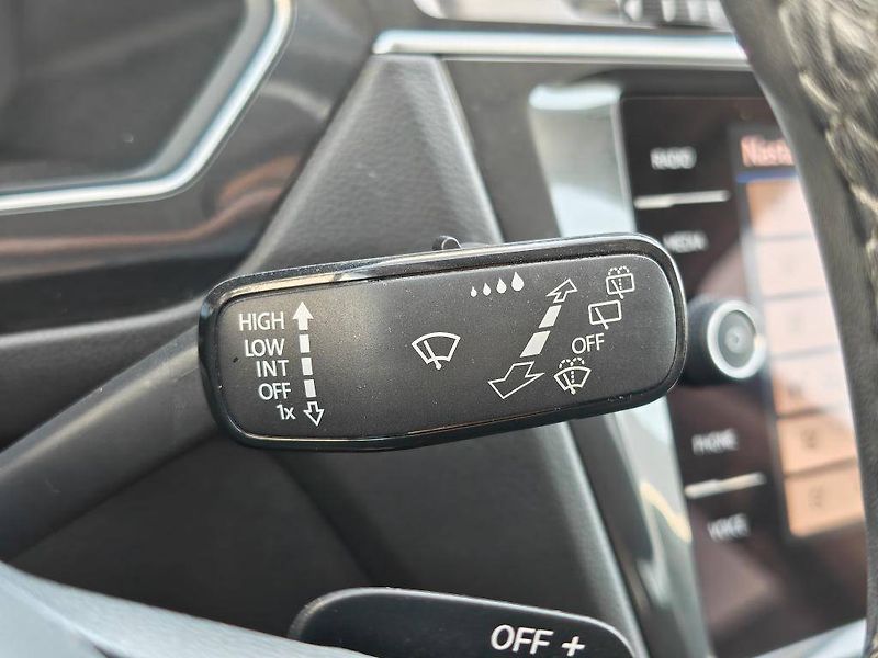 Volkswagen Tiguan Elegance 7DSG 1,5TSi - fotka 14 z 23
