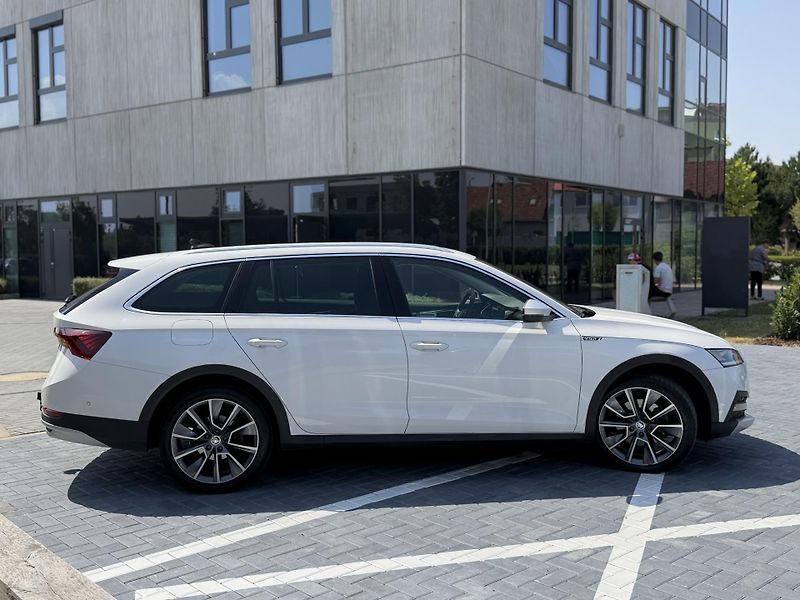 Škoda Octavia (2022) Scout 2.0 TDi/DSG/DPH/4x4 - fotka 4 z 25